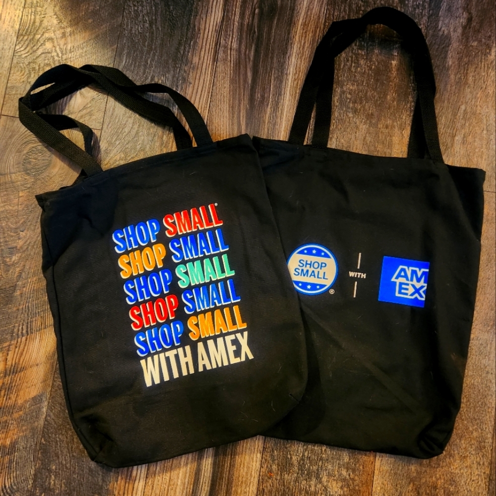 2 tote bags